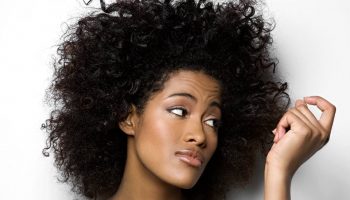 3 solutions pour lutter contre la chute des cheveux chez les femmes black